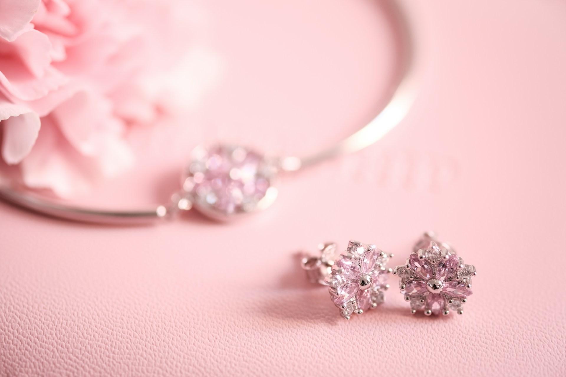https://www.mybazar.com/api/bazar/banner/514/image/web