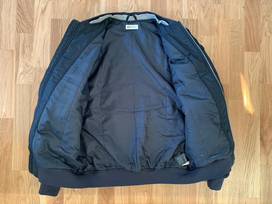 H&M tamnoplava Spitfire jakna za djecu veličine 170