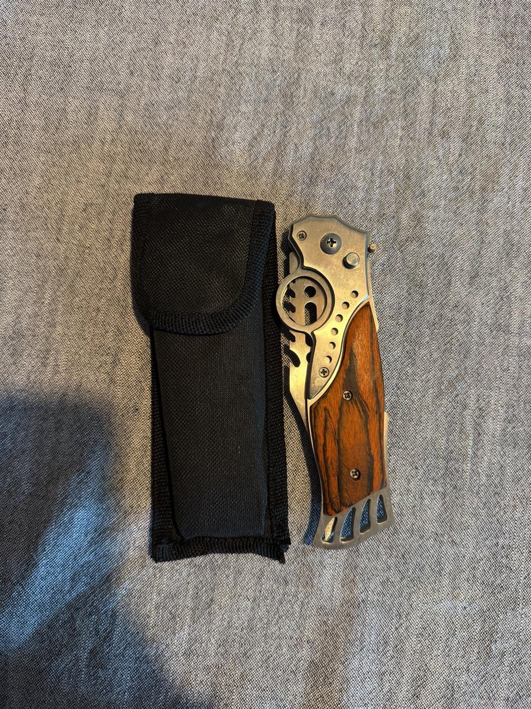 Pocket Knife