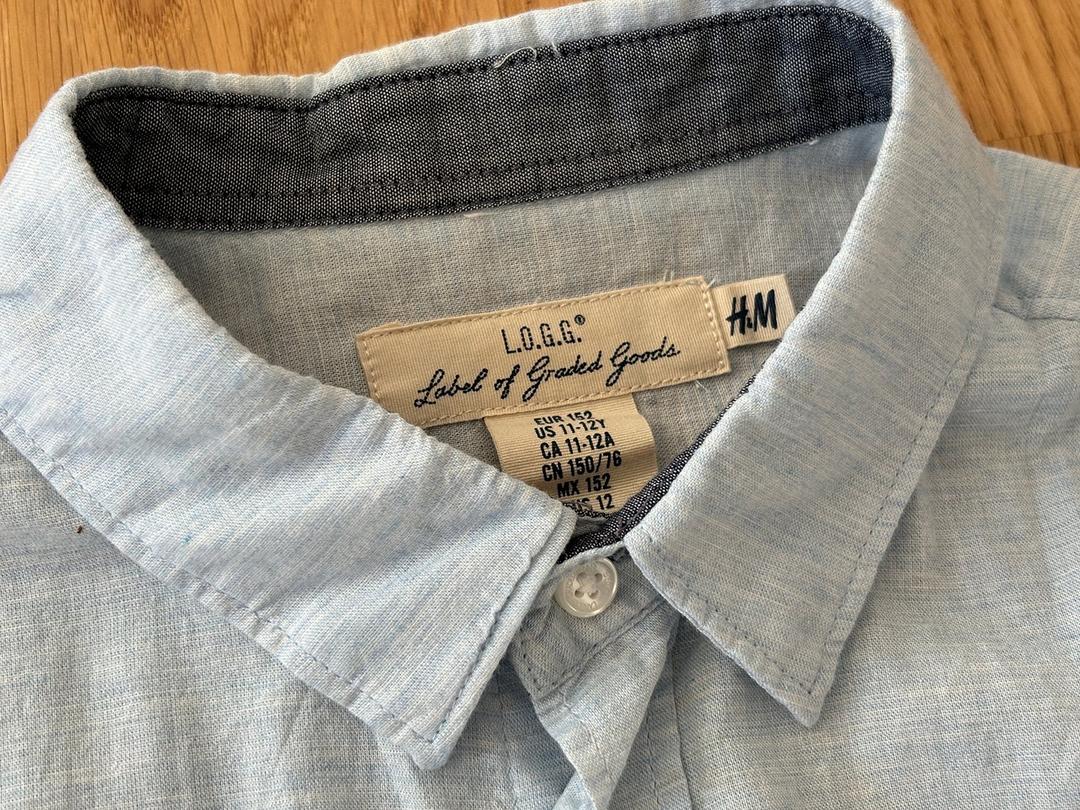 Super lijepa H&M svijetloplava košulja, veličina 152