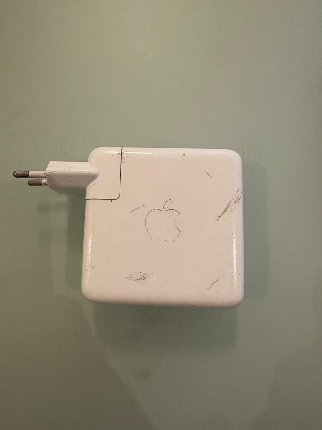 Apple 96W USB-C punjač